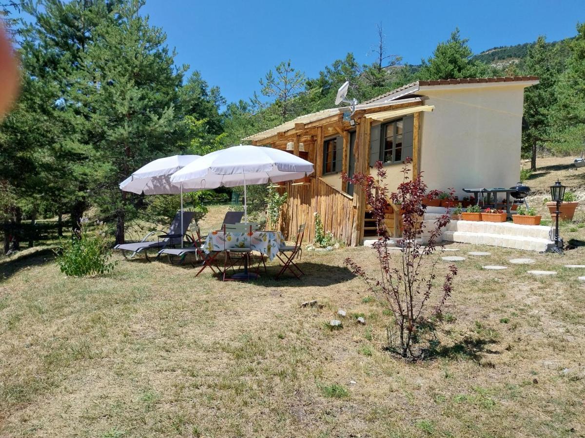 Petit Studio Dans La Prairie Saint-Auban  Kültér fotó